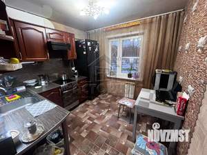 2-к квартира, вторичка, 52м2, 1/9 этаж