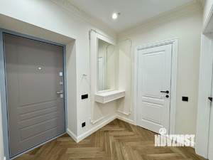 2-к квартира, вторичка, 57м2, 10/17 этаж