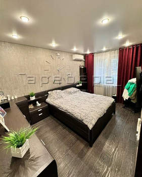 3-к квартира, вторичка, 64м2, 1/9 этаж