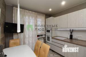 3-к квартира, вторичка, 74м2, 10/10 этаж