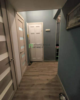 2-к квартира, вторичка, 49м2, 1/4 этаж