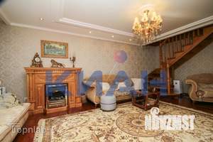 5-к квартира, вторичка, 132м2, 8/9 этаж