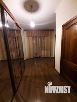 3-к квартира, вторичка, 133м2, 5/5 этаж