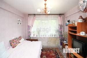 4-к квартира, вторичка, 58м2, 1/5 этаж