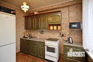 3-к квартира, вторичка, 77м2, 9/9 этаж