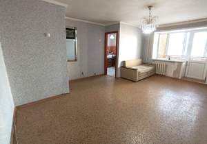 3-к квартира, вторичка, 56м2, 5/5 этаж