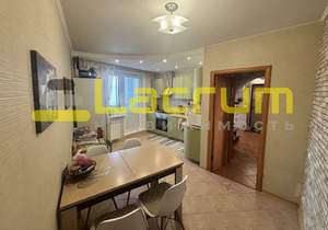 4-к квартира, вторичка, 84м2, 9/9 этаж