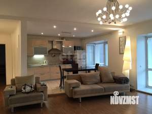 3-к квартира, вторичка, 100м2, 2/10 этаж