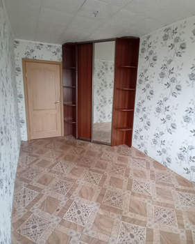 4-к квартира, вторичка, 62м2, 5/5 этаж