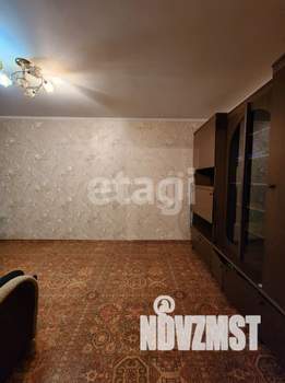 2-к квартира, вторичка, 42м2, 3/5 этаж