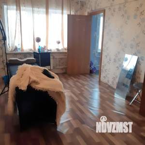 3-к квартира, вторичка, 50м2, 1/5 этаж