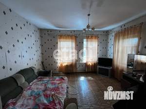 2-к квартира, вторичка, 37м2, 1/1 этаж