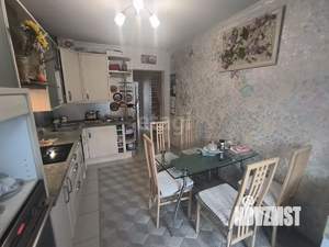 4-к квартира, вторичка, 84м2, 8/10 этаж