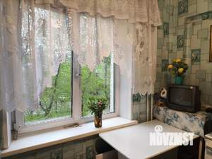 2-к квартира, вторичка, 48м2, 3/5 этаж