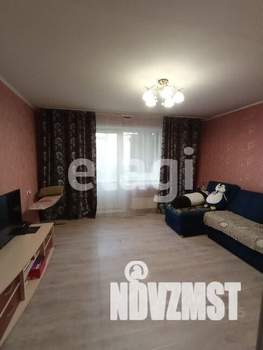2-к квартира, вторичка, 54м2, 1/10 этаж