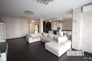 3-к квартира, вторичка, 130м2, 4/10 этаж