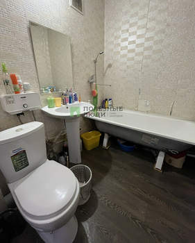 2-к квартира, вторичка, 49м2, 1/10 этаж