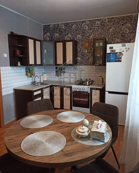 2-к квартира, вторичка, 64м2, 2/16 этаж