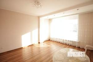 3-к квартира, вторичка, 130м2, 4/10 этаж