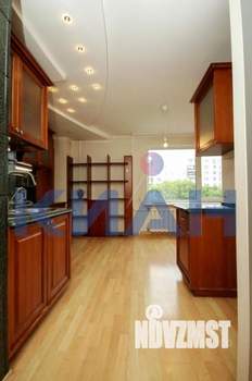4-к квартира, вторичка, 101м2, 3/9 этаж
