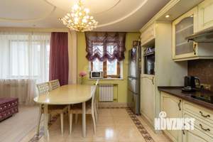 4-к квартира, вторичка, 108м2, 3/7 этаж