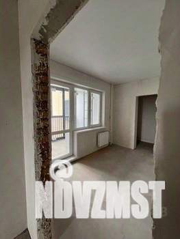 Студия квартира, вторичка, 77м2, 13/24 этаж