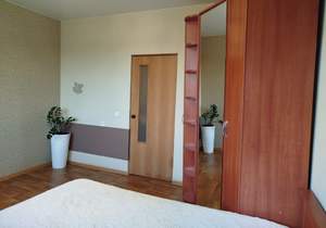 2-к квартира, вторичка, 65м2, 10/17 этаж