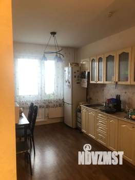 2-к квартира, вторичка, 62м2, 10/15 этаж