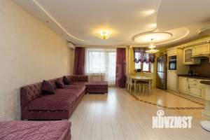 4-к квартира, вторичка, 108м2, 3/7 этаж