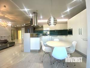 3-к квартира, вторичка, 110м2, 11/16 этаж