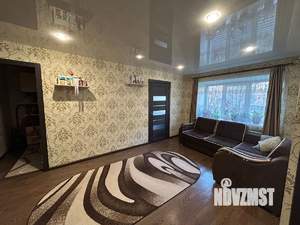 2-к квартира, вторичка, 42м2, 1/5 этаж