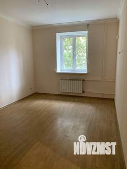 2-к квартира, вторичка, 68м2, 1/5 этаж