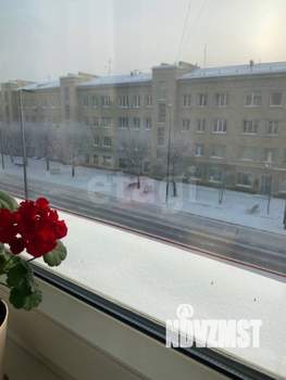 2-к квартира, вторичка, 43м2, 3/5 этаж