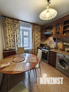 3-к квартира, вторичка, 63м2, 1/9 этаж