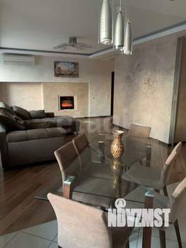 3-к квартира, вторичка, 124м2, 8/9 этаж