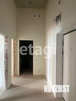 2-к квартира, вторичка, 56м2, 1/9 этаж