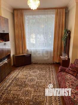 2-к квартира, вторичка, 52м2, 1/4 этаж