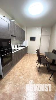 2-к квартира, вторичка, 54м2, 1/9 этаж