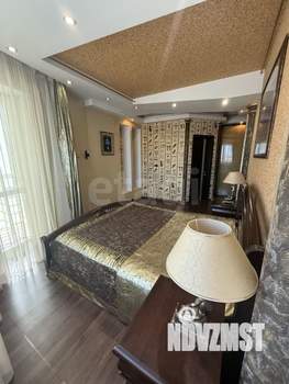 3-к квартира, вторичка, 122м2, 11/17 этаж