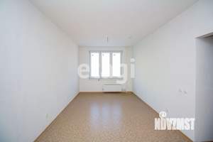 3-к квартира, вторичка, 57м2, 8/19 этаж