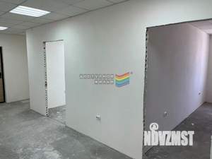 4-к квартира, вторичка, 100м2, 1/9 этаж