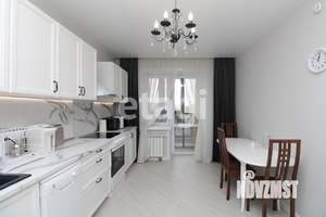 2-к квартира, вторичка, 62м2, 7/16 этаж