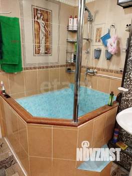 2-к квартира, вторичка, 72м2, 1/9 этаж