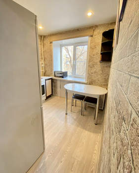 2-к квартира, вторичка, 42м2, 2/5 этаж