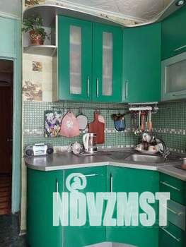 2-к квартира, вторичка, 52м2, 1/9 этаж