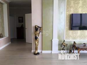 3-к квартира, вторичка, 106м2, 16/27 этаж