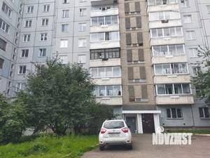 3-к квартира, вторичка, 64м2, 1/10 этаж