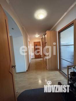 4-к квартира, вторичка, 93м2, 2/6 этаж