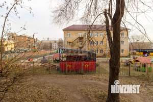 2-к квартира, вторичка, 43м2, 1/4 этаж