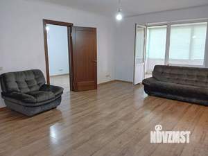 4-к квартира, вторичка, 105м2, 1/10 этаж